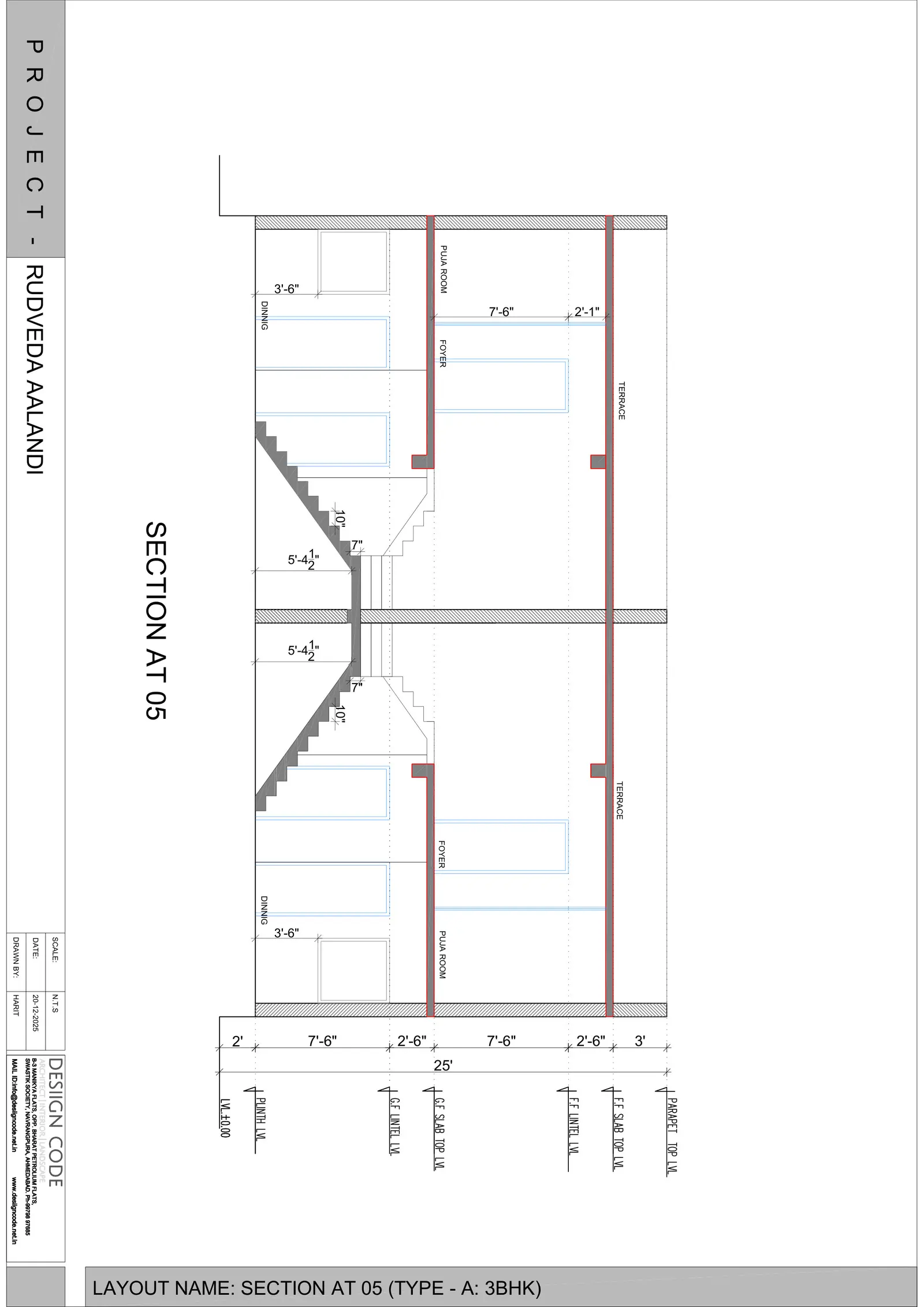 Section at 05 through the staircase of the row houses with levels and dimensions